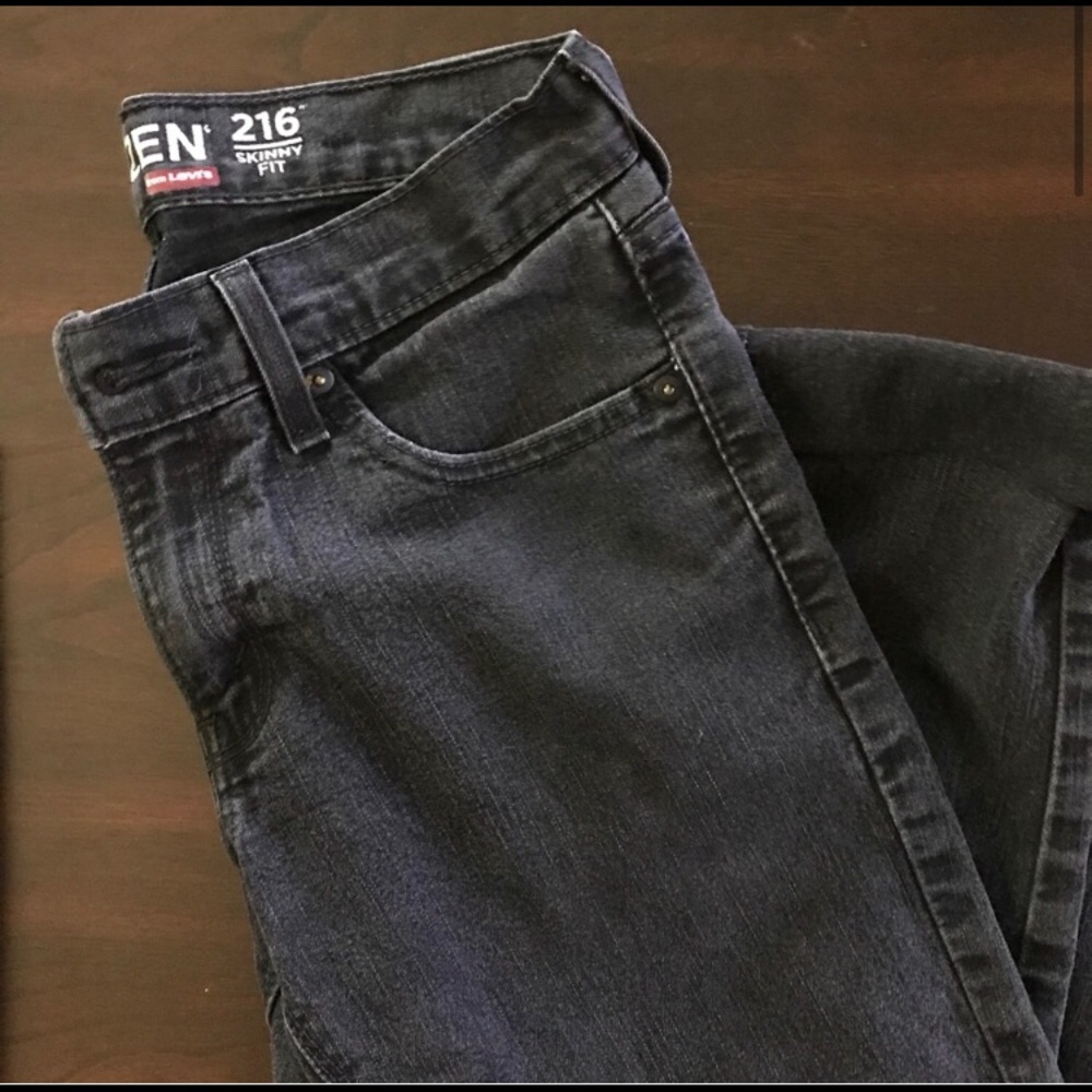 Black-Grey Levi’s Boyfriend Jeans